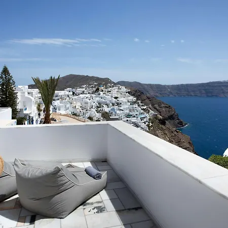 Armonoia Santorini 3*