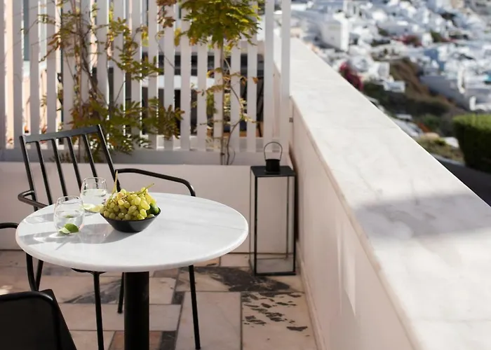 Armonoia Santorini Oia