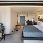 Frühstückspension Armonoia Santorini 3*