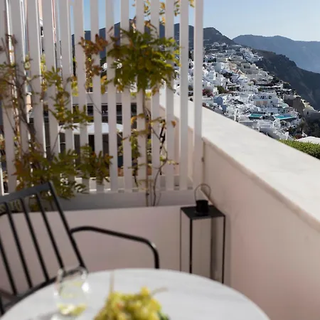 Armonoia Santorini 3*